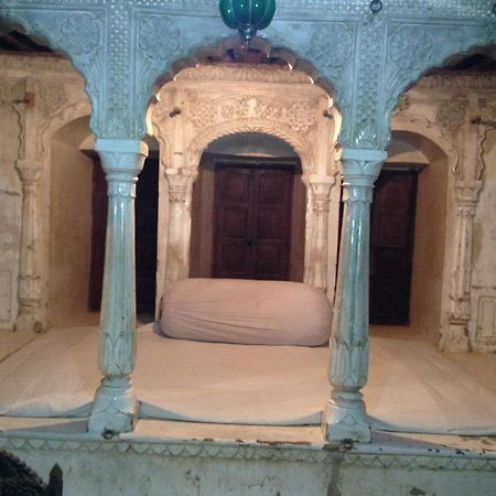 Narayan Niwas Castle Otel Ramgarh Shekhawati Oda fotoğraf